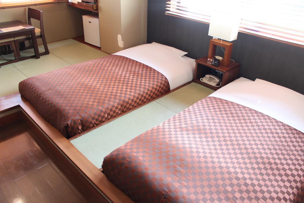 Hotel Saika Fujisawa Habitación foto
